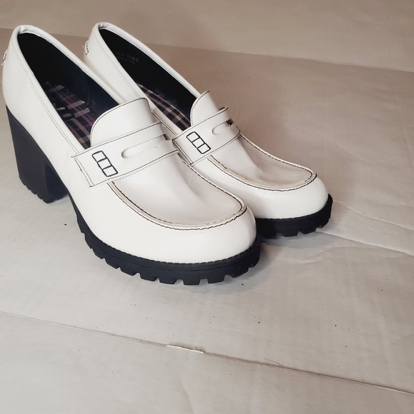 Dirty Laundry White Chunky Heel Loafers - Picture 8 of 13
